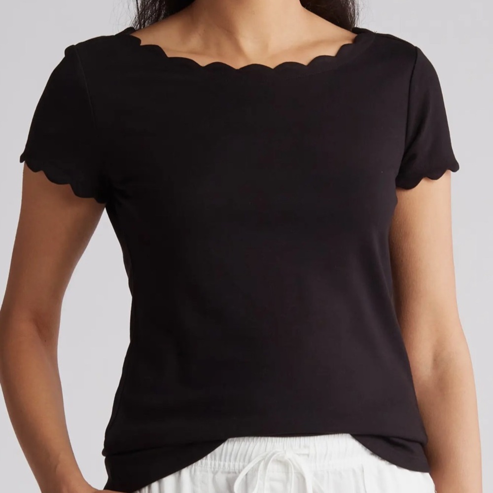 Scalloped Knit Black Women's T-Shirt